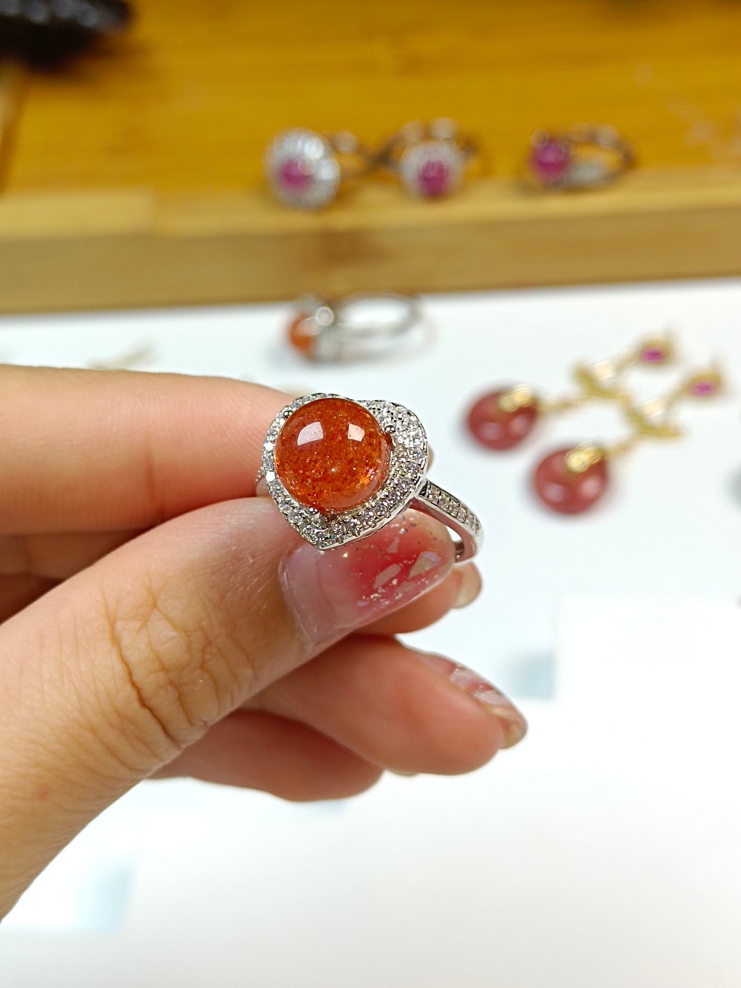 S925 Silver Embedded Golden Sun Ring - Fasjonable minimalistiske smykker for kvinner