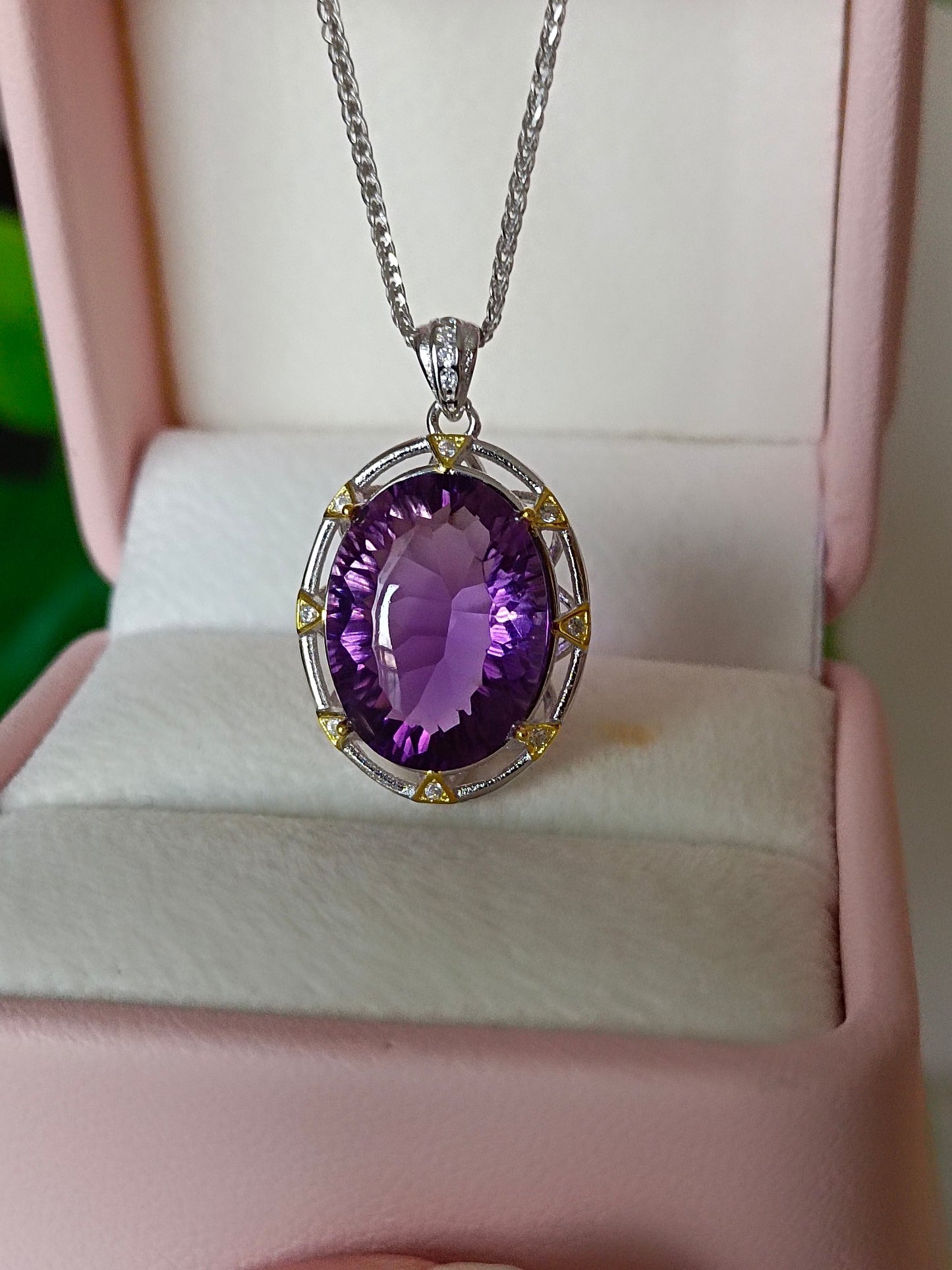 Luxurious Natural Amethyst Pendant - Elegant Jewelry for Confident You