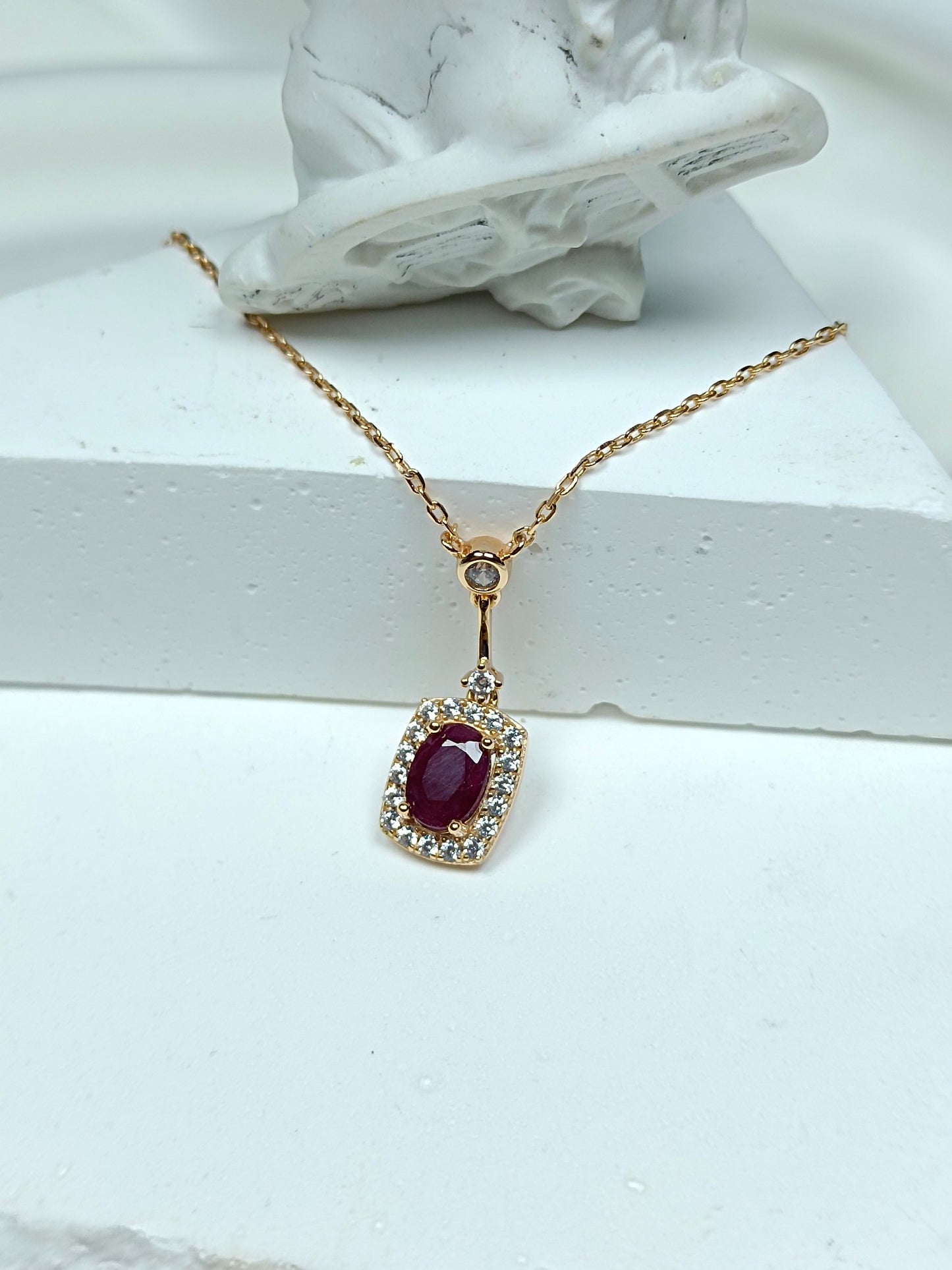 Exquisite S925 Sterling Silver Ruby Embedded Necklace - Jewelry Delight