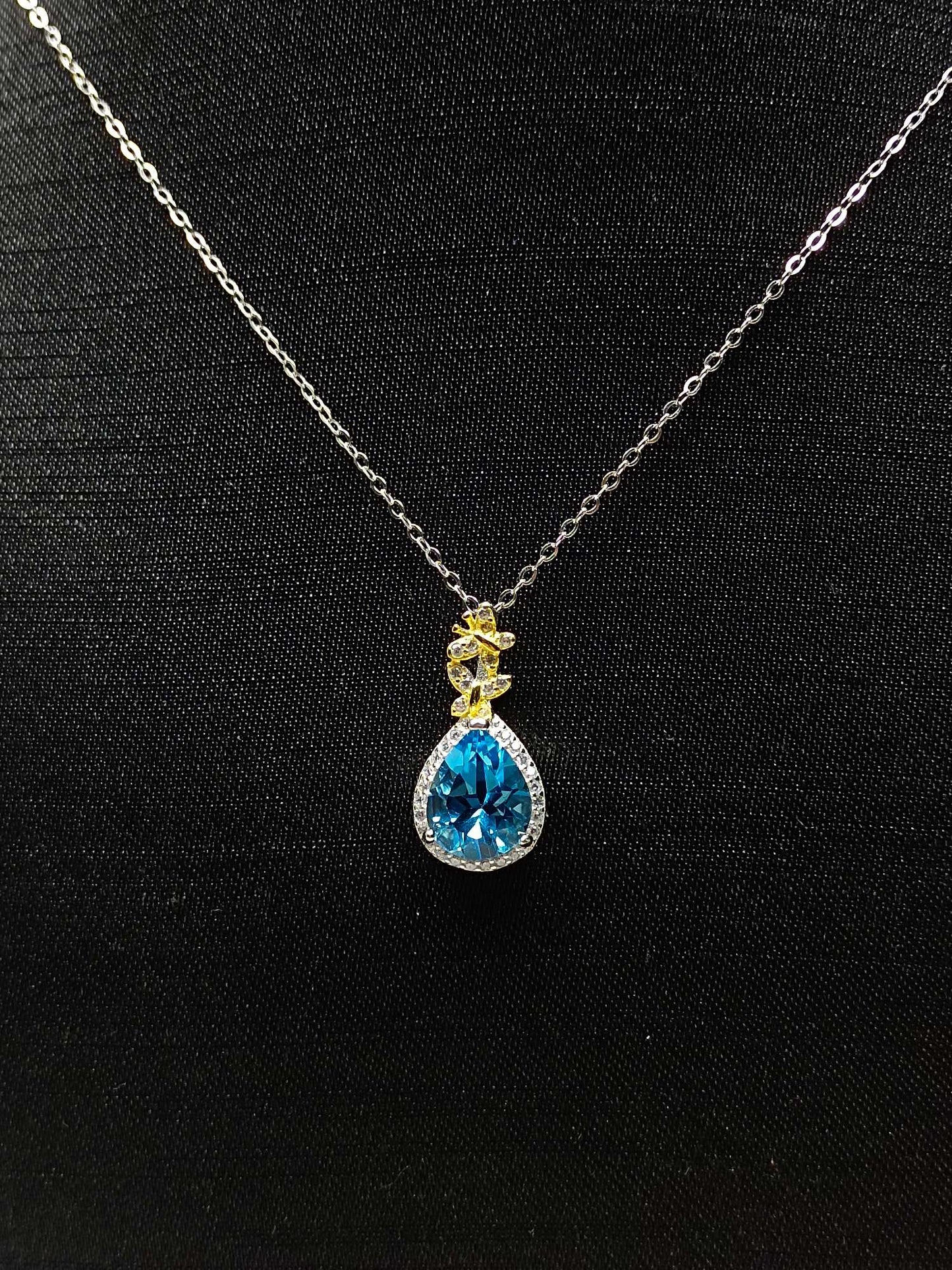 Elegant Natural Topaz Water Drop Pendant Jewelry