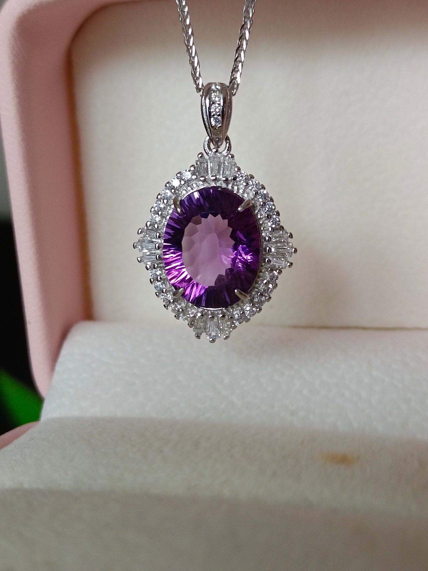 Natuurlijke Amethist hanger - Prachtige sieraden voor elegantie en vertrouwen