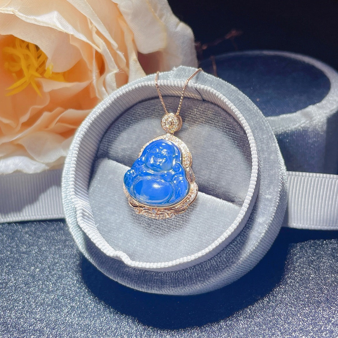 Nouveauté : Pendentif « Bouddha » en or 18 carats incrusté d'ambre bleu dominicain - Bijoux