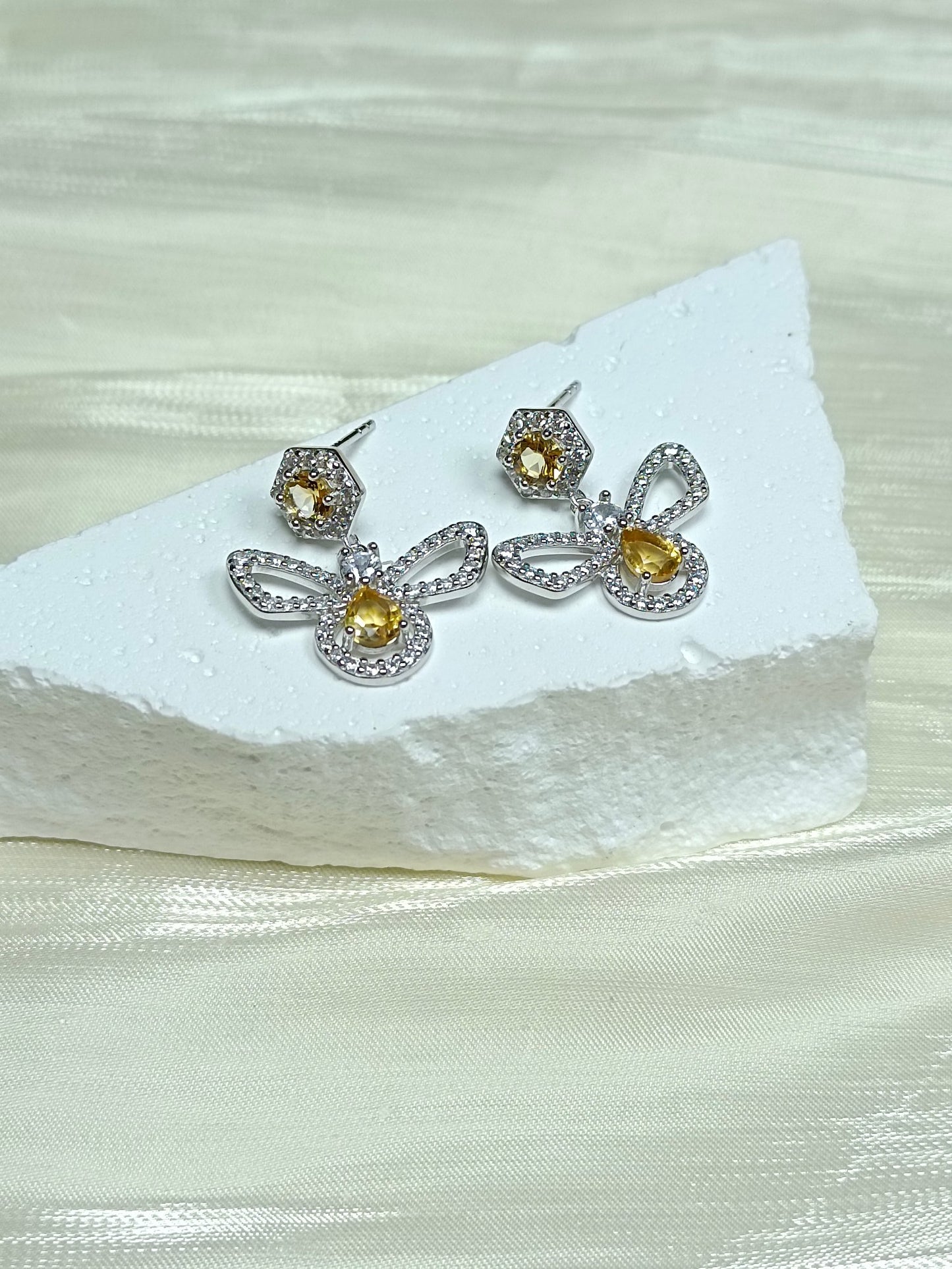 S925 Sterling Silver Embellished Yellow Crystal Bee Earrings - Fashion Jewelry