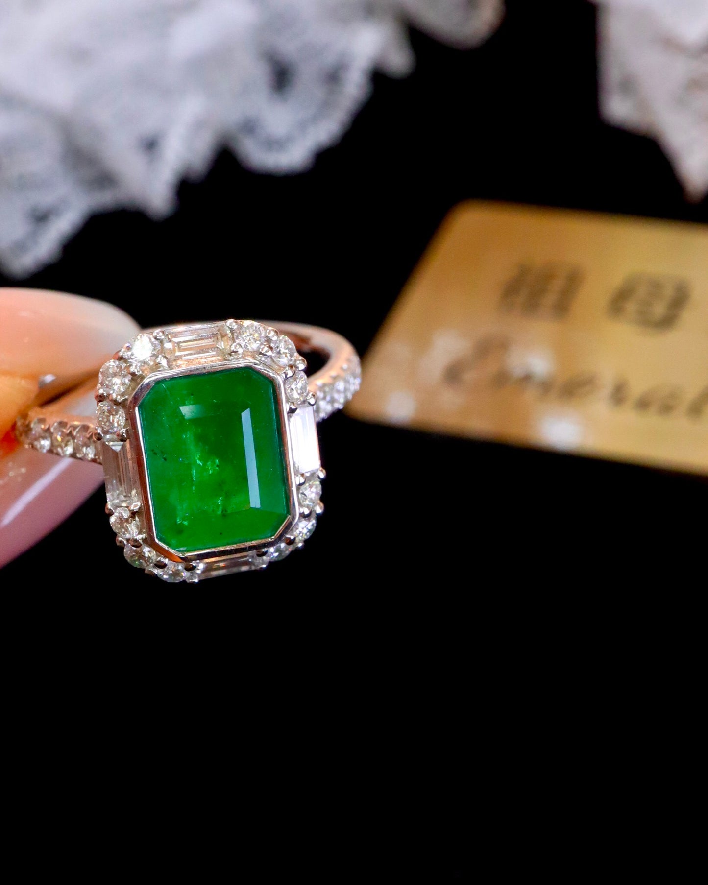 Cincin Zamrud Alami yang Elegan dan Serbaguna - Perhiasan yang Wajib Dimiliki