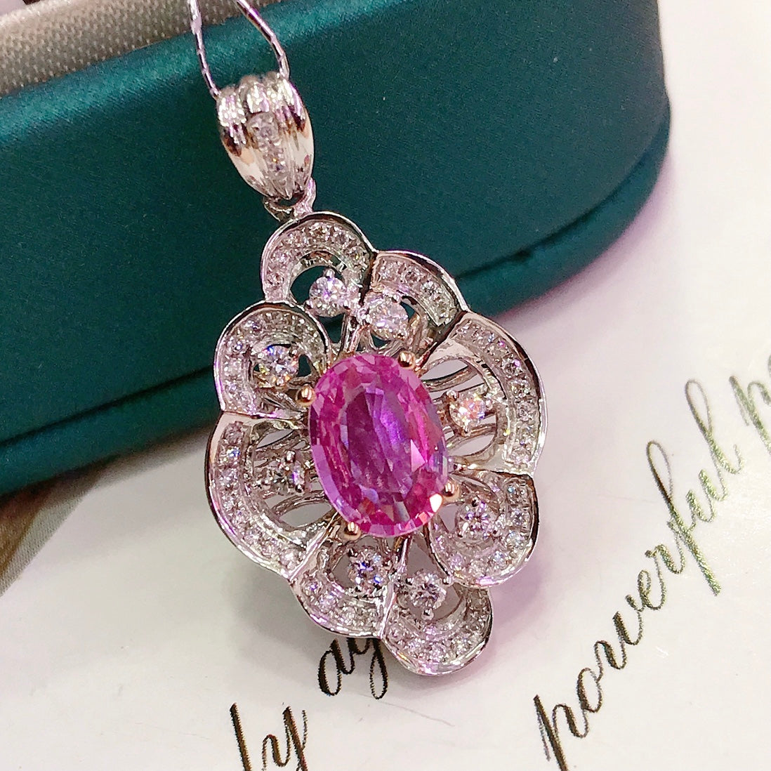 Stunning Paparazza Pendant - A Must-Have Jewelry for Your Collection