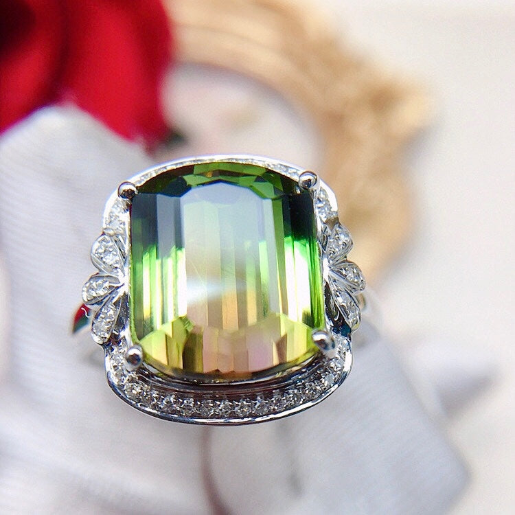 Luxury Jewelry - 18K Gold Natural Tourmaline Ring