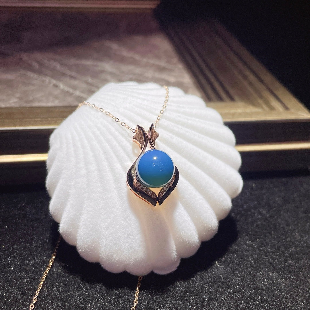 Pendentif ambre bleu dominicain intégré en or 18 carats - Bijoux uniques