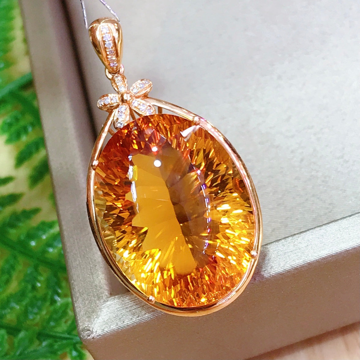 Dazzling Sunlit Charm - Natural 18K Gold Embedded Yellow Citrine Pendant Jewelry