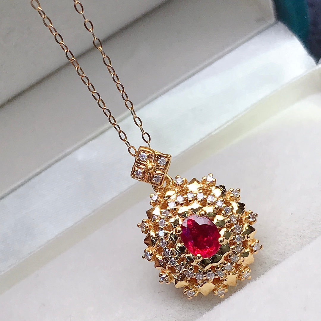 Liontin Ruby Alami Tertanam Emas 18K - Perhiasan Indah