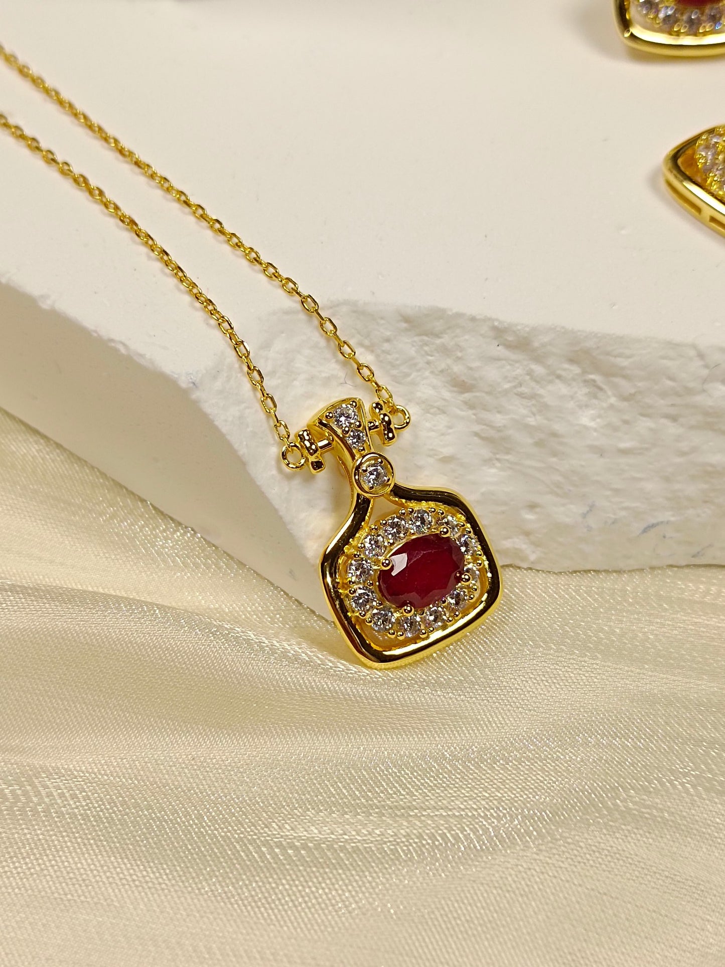 S925 Sterling Silver Intricate "Perfume Bottle" Ruby Pendant Necklace - Elegant Jewelry