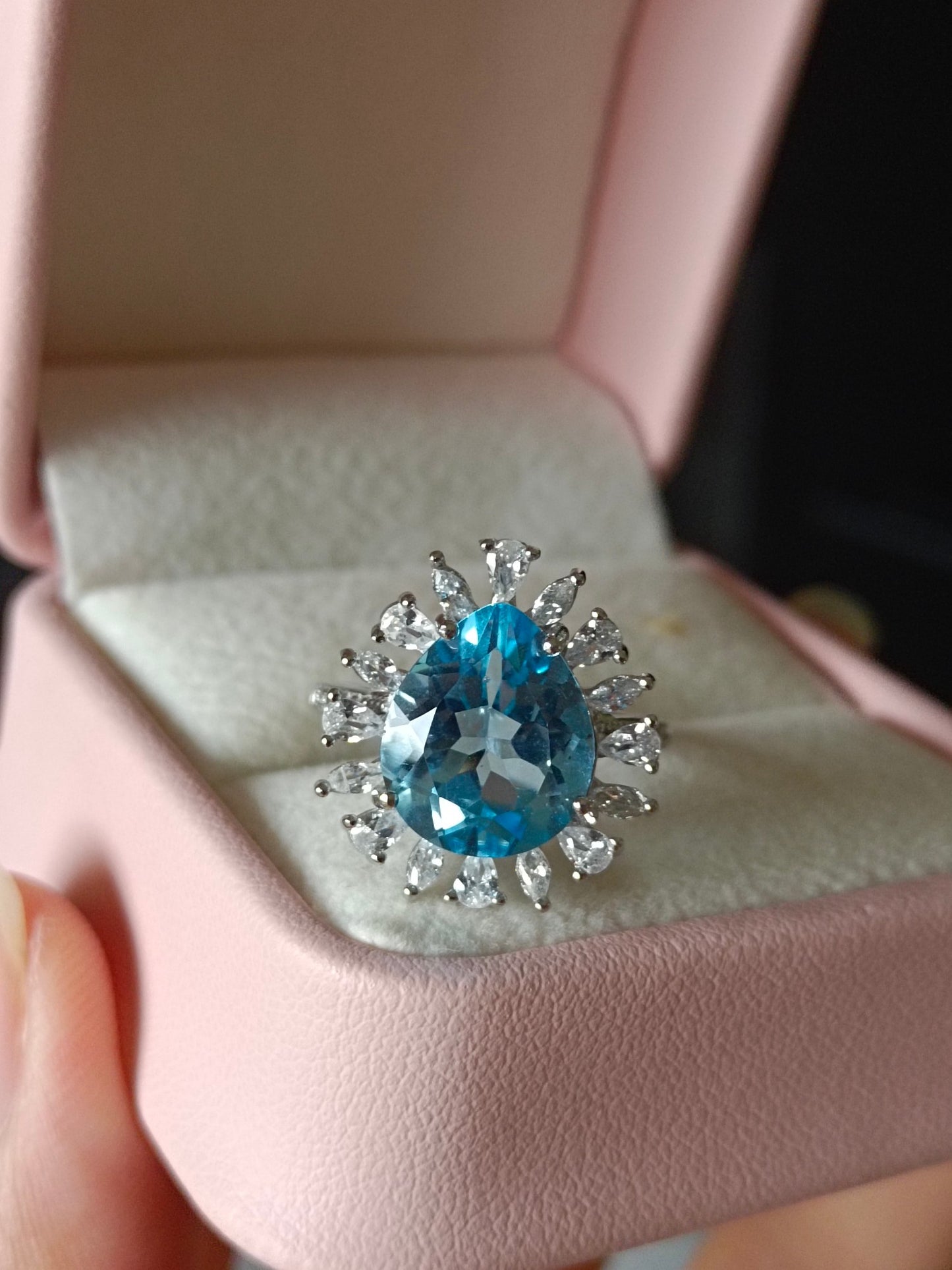 Exquisite Natural Swiss Blue Topaz Teardrop Ring - Jewelry for Elegance