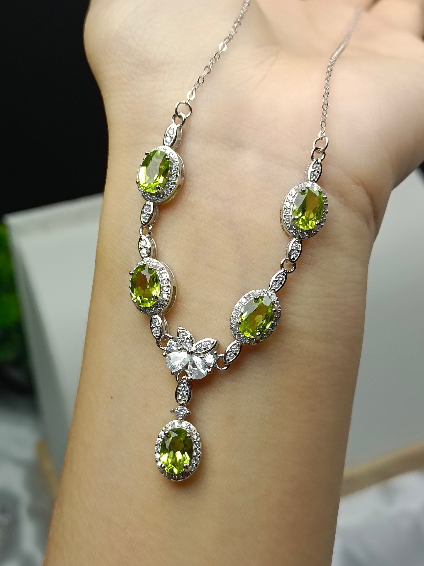 S925 zilveren ingebedde peridoot luxe ketting - prachtige sieraden