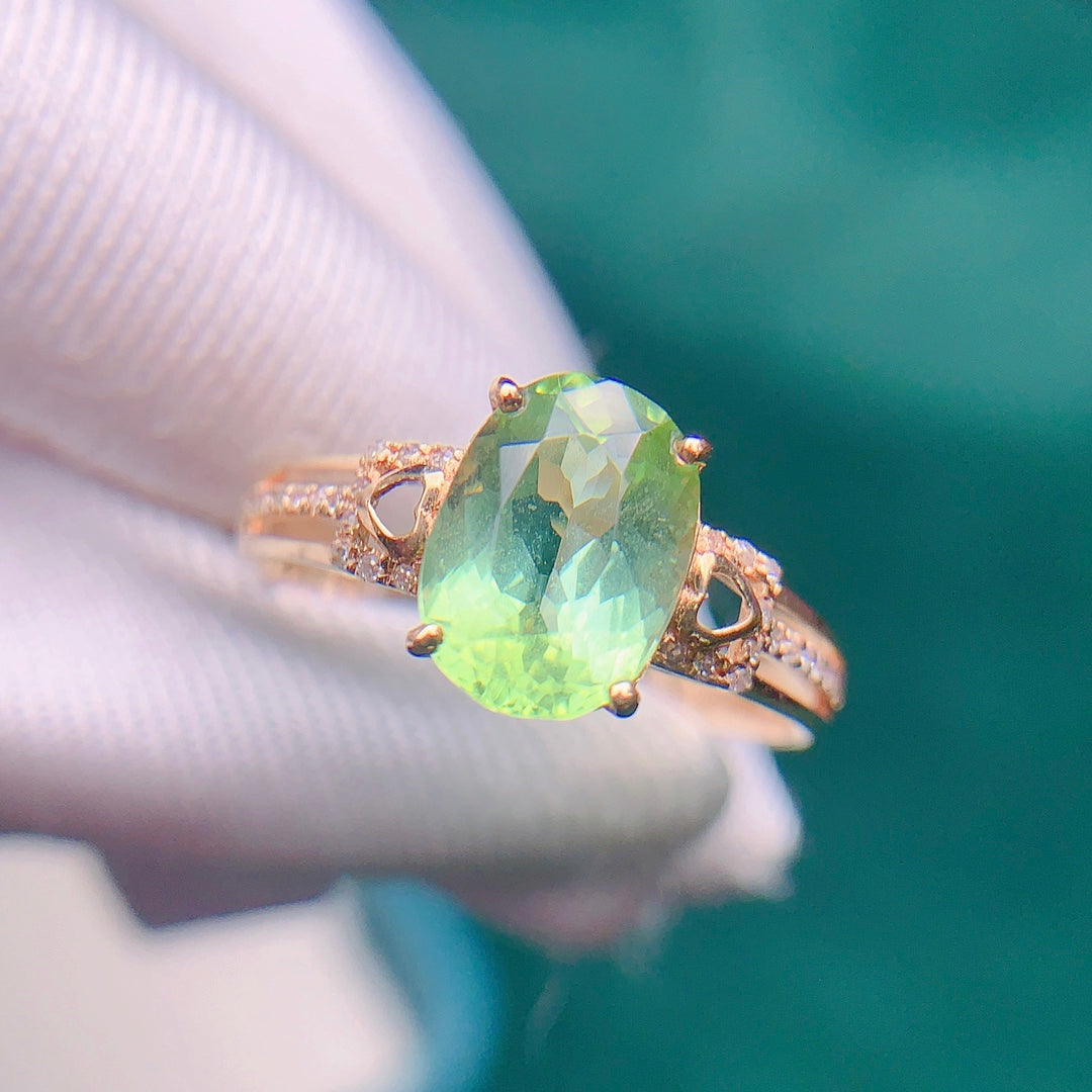 Natürlicher Turmalinring mit Akzenten aus 18 Karat Gold und Diamanten – Schmuckgenuss