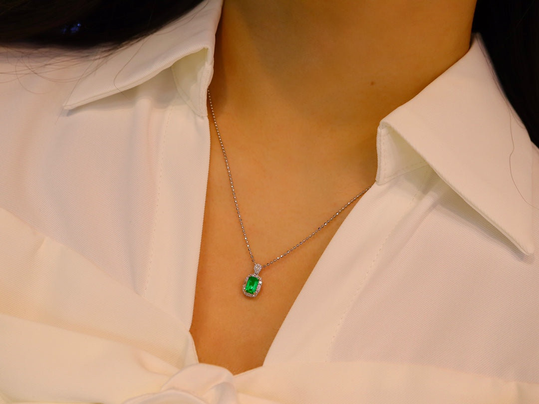Panjshir Emerald hanger: een veelzijdig fijn sieraad