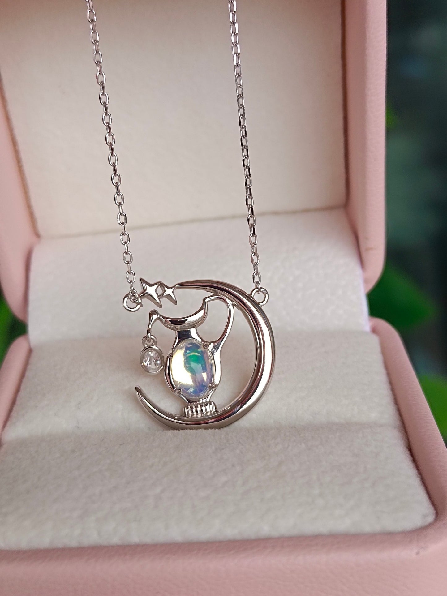 Naturlig opal "Treasure Bottle" anheng halskjede - utsøkte smykker