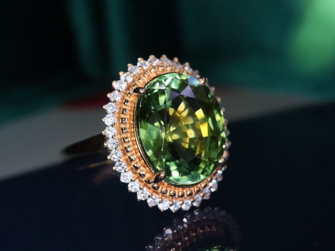 Luxuriöser individueller Schmuck: Exquisites Set aus Ring und Halskette aus natürlichem Turmalin