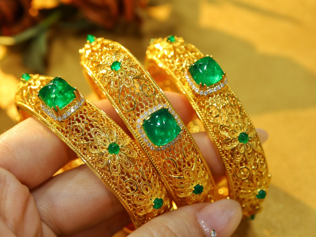 Exquisites filigranes Smaragd-Armband – ein Schmuckschatz