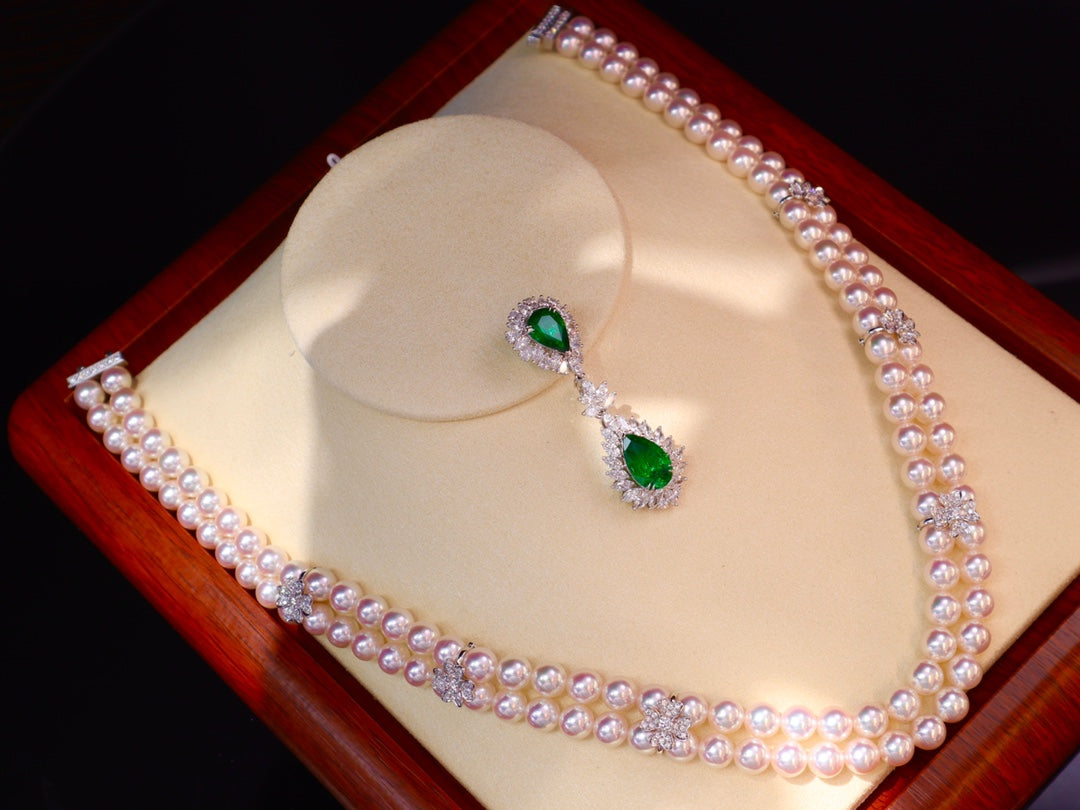 Luxury High-End Jewelry: Heavenly Pearl and Emerald Evening Dress Chain