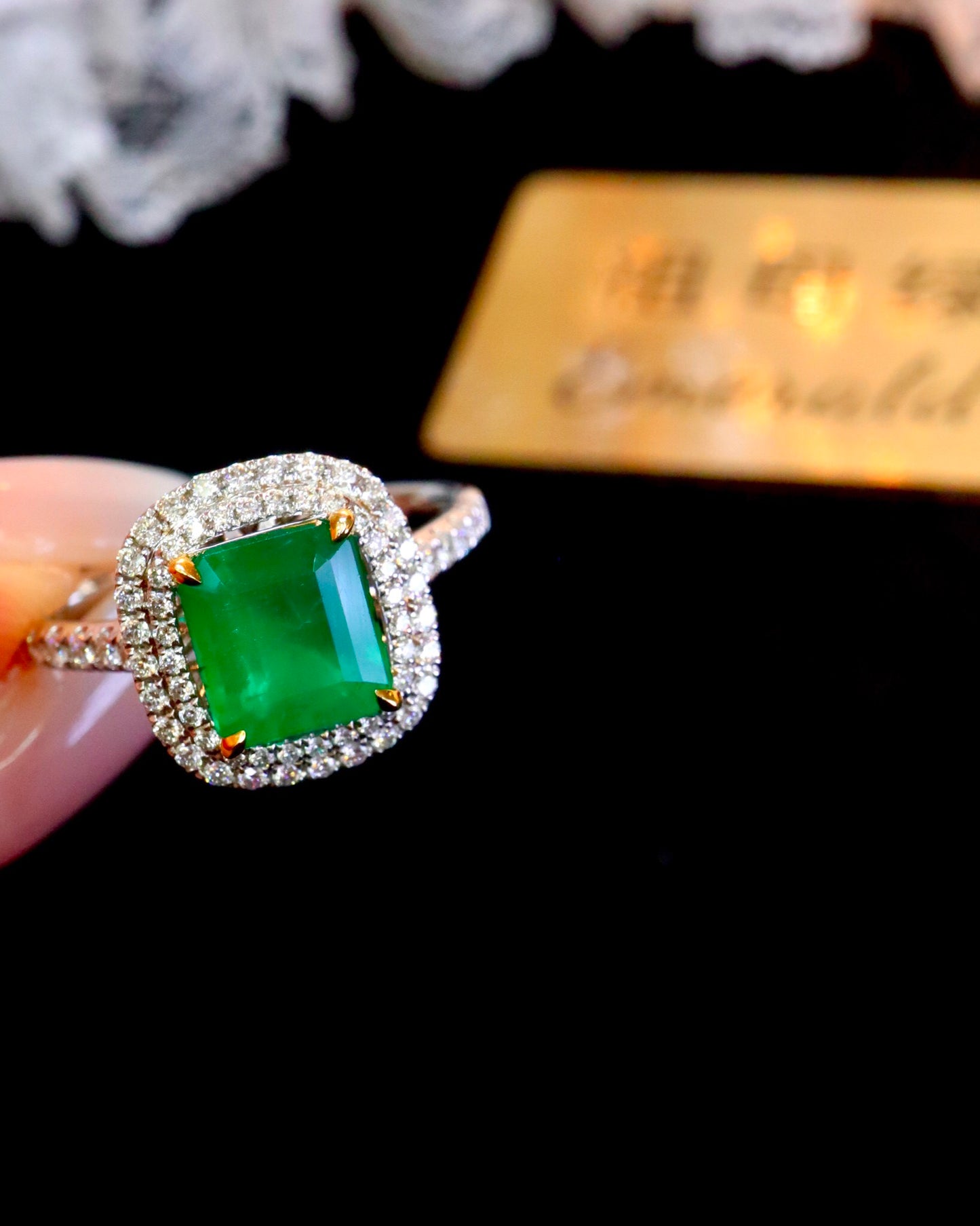Cincin Zamrud Alami yang Elegan dan Serbaguna - Perhiasan yang Wajib Dimiliki