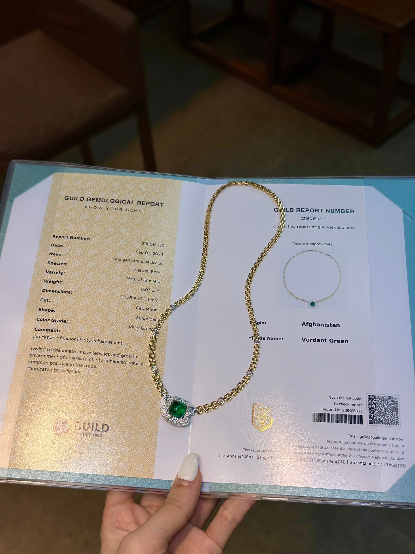 Gildenzertifizierter kubanischer Gliederkettenschmuck mit Panjshir-Smaragd-Zuckerhut