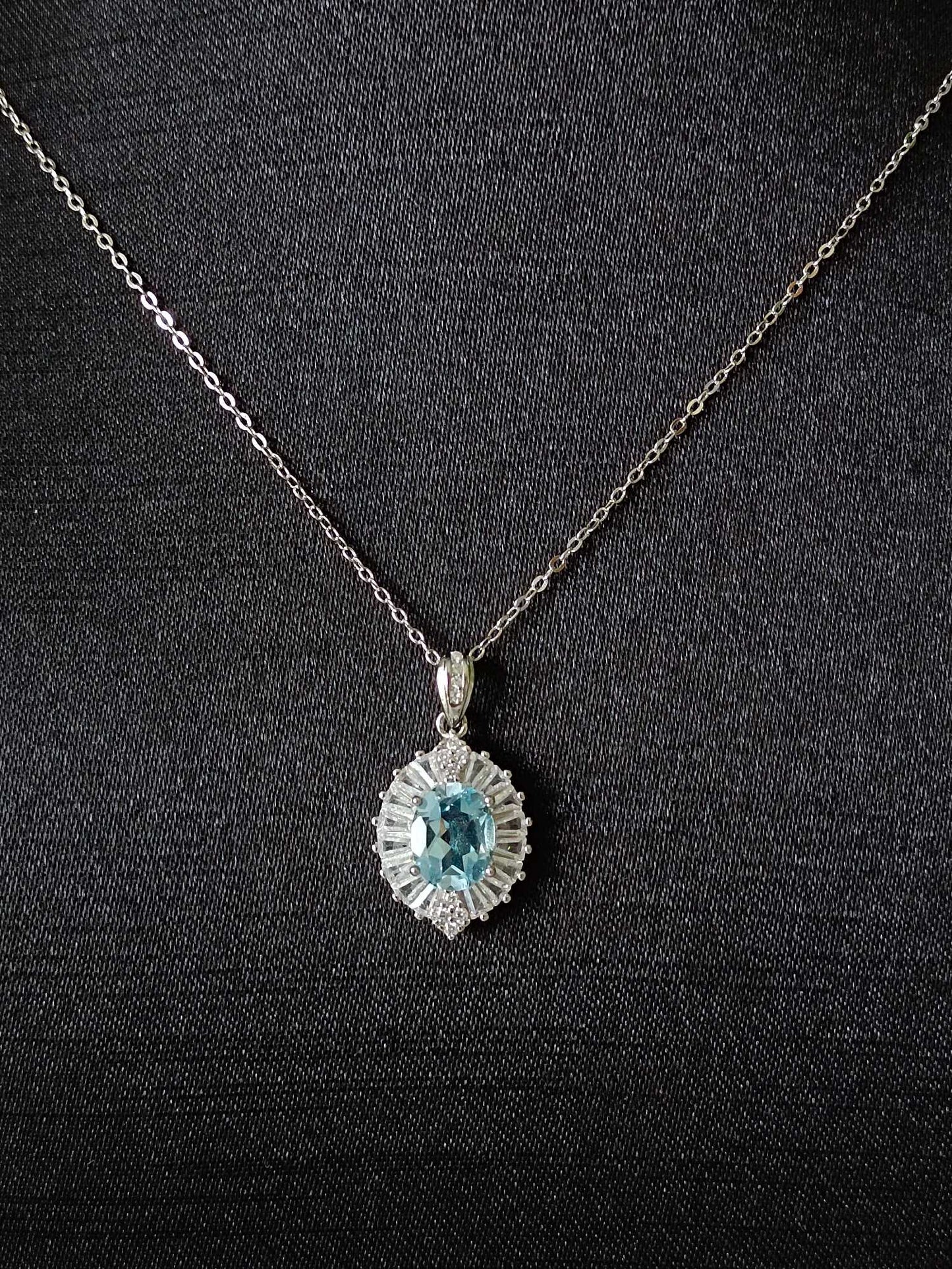 Naturlig Topaz-anheng - Elegante og subtile smykker for daglig bruk