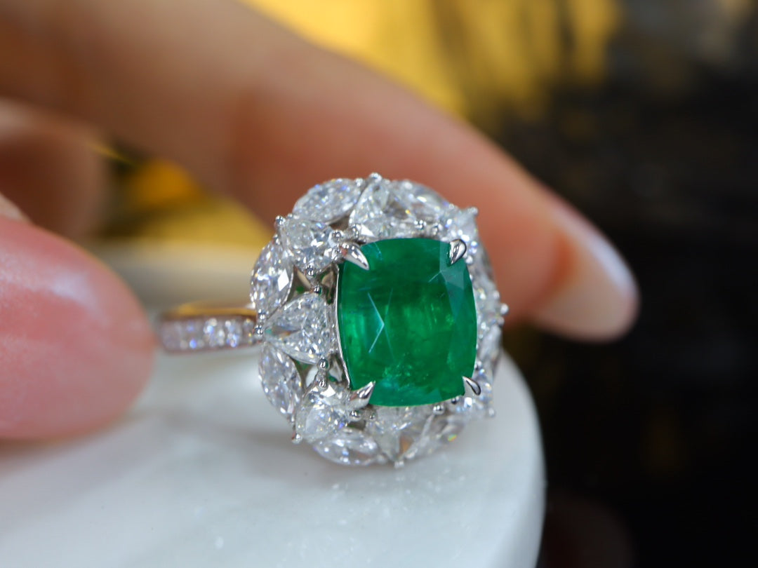 Smaragdring - afghansk Panjshir 2.85ct med diamantaccent | Premium smycken