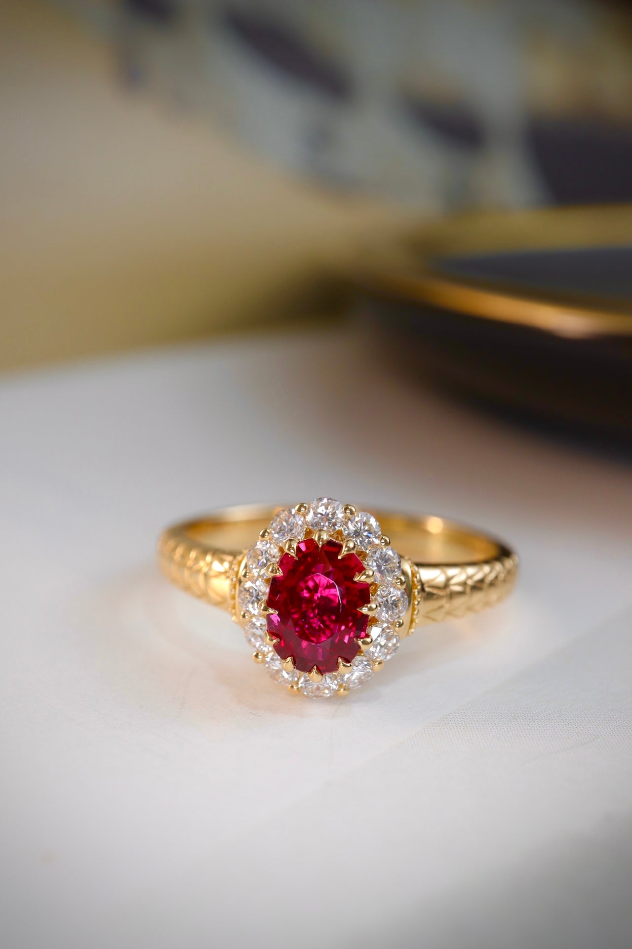 Cincin Ruby Vintage Bermutu Tinggi - Permata Perhiasan