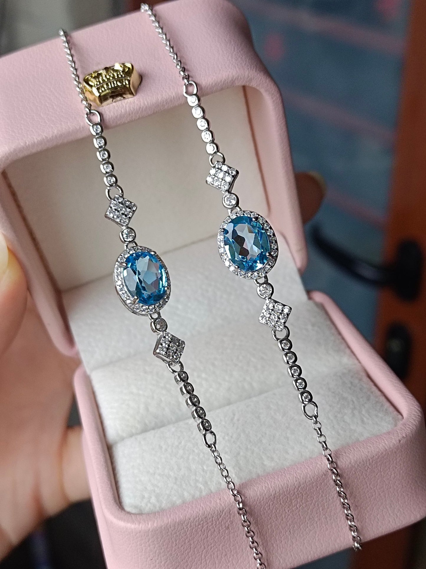 Exquisite Natural Swiss Blue Topaz Bracelet - A Summer Jewelry Essential