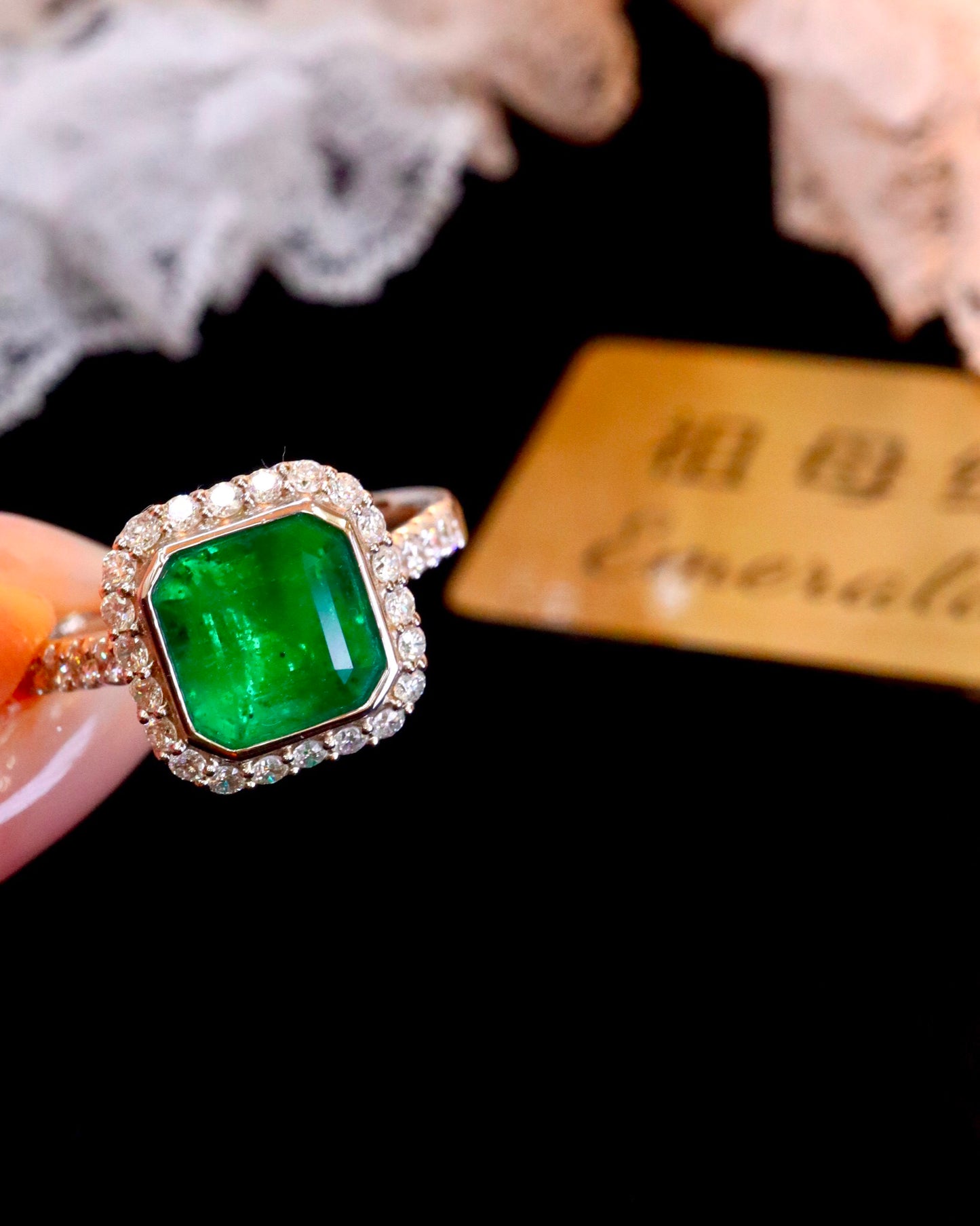 Elegant Minimalist Style Natural Emerald Ring - Fine Jewelry