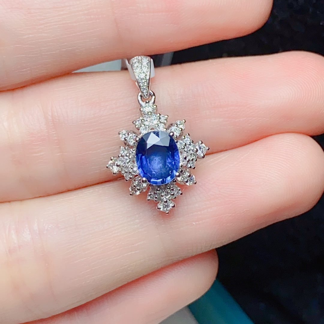 Liontin Safir 18k dengan Aksen Berlian - Keanggunan Royal Blue