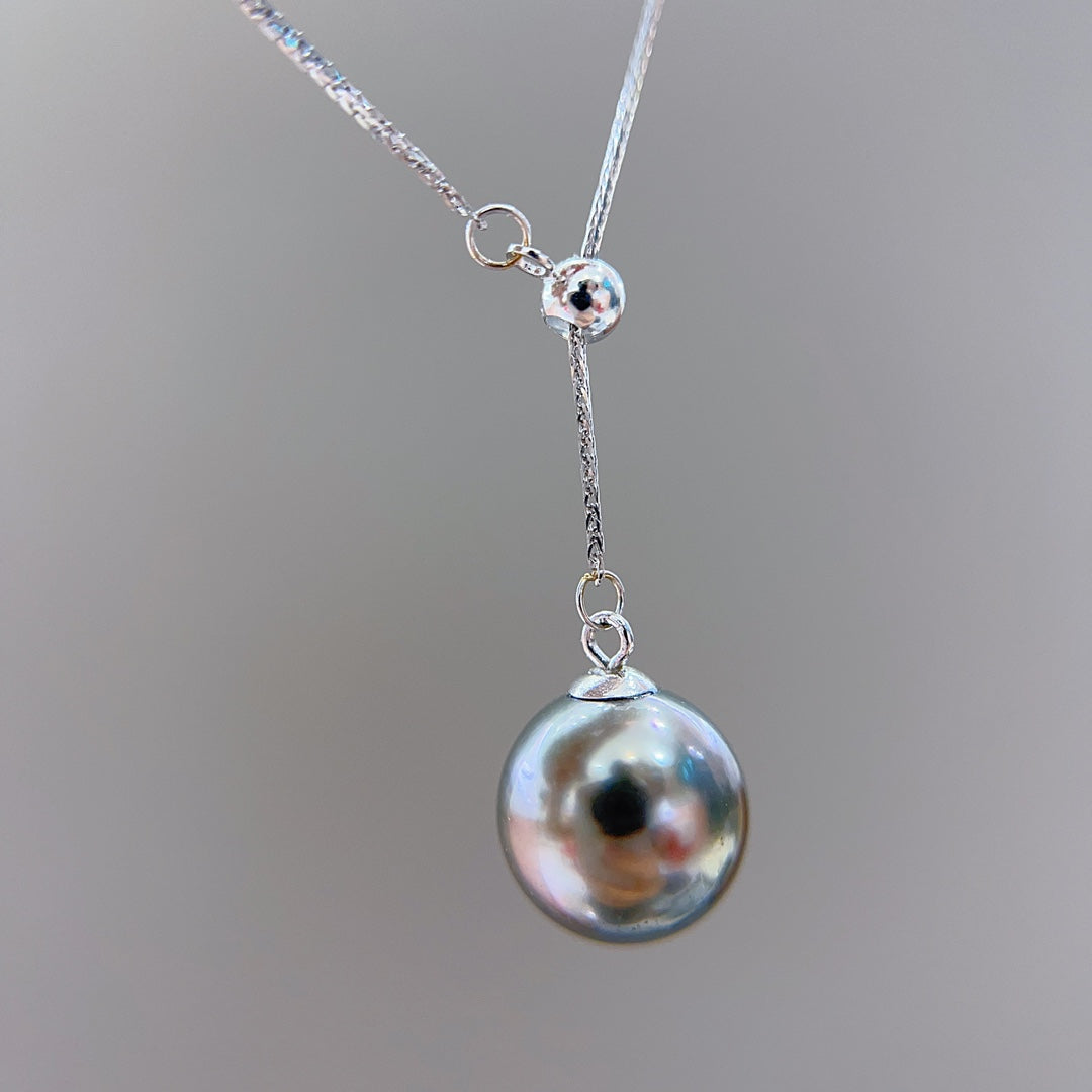 Luxurious 18K Gold and 8-9mm Tahitian Black Pearl Jewelry