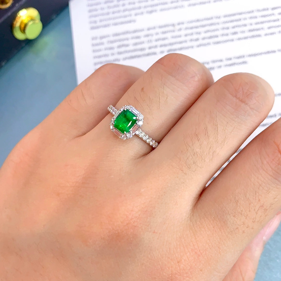 Fantastisk Panjshir Emerald Ring - ett mästerverk av smycken