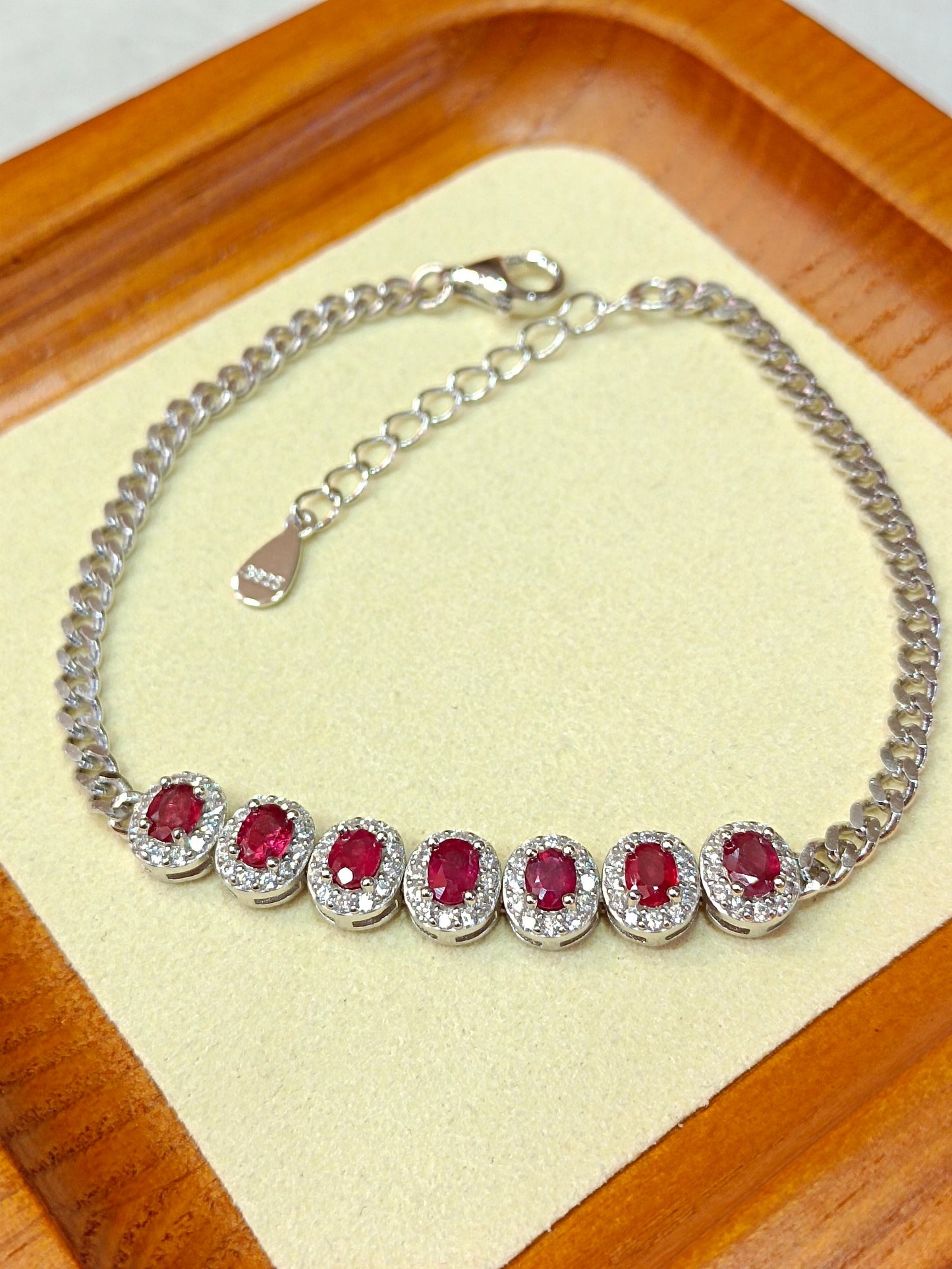 S925 zilveren fijn vakmanschap Ruby Pave armband - prachtige sieraden