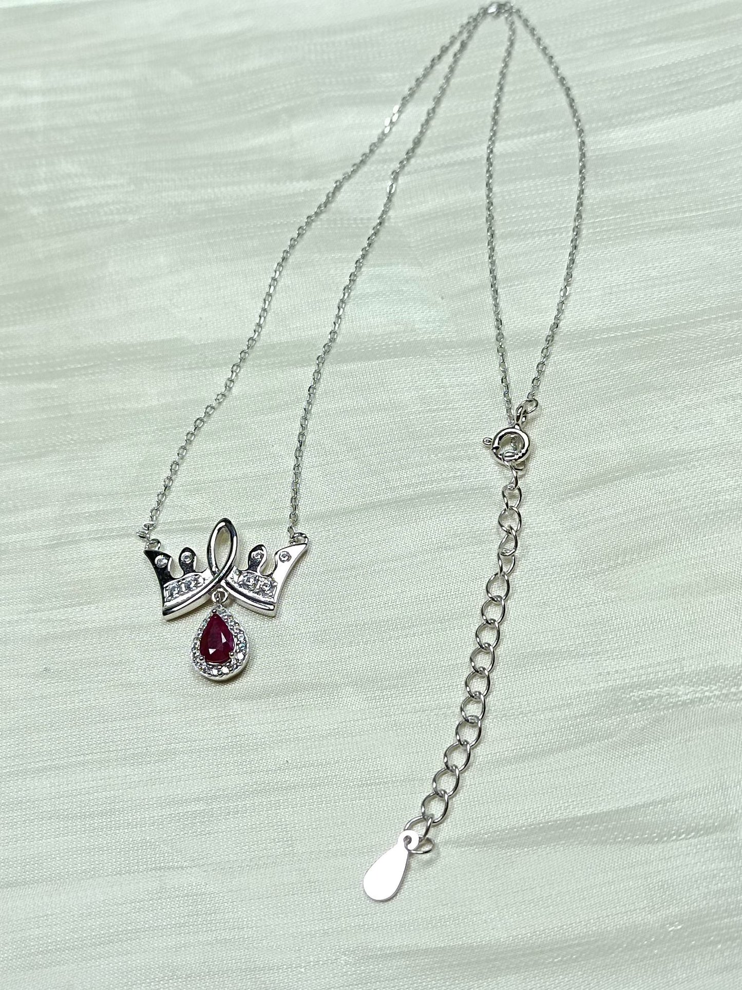 Exquisite S925 Sterling Silver Ruby Crown Necklace with 18K Gold Craftsmanship - The Fugitive Princess Jewelry