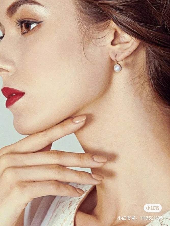 Luxury 8-8.5mm Akoya Pearl Stud Earrings - Jewelry for Elegance