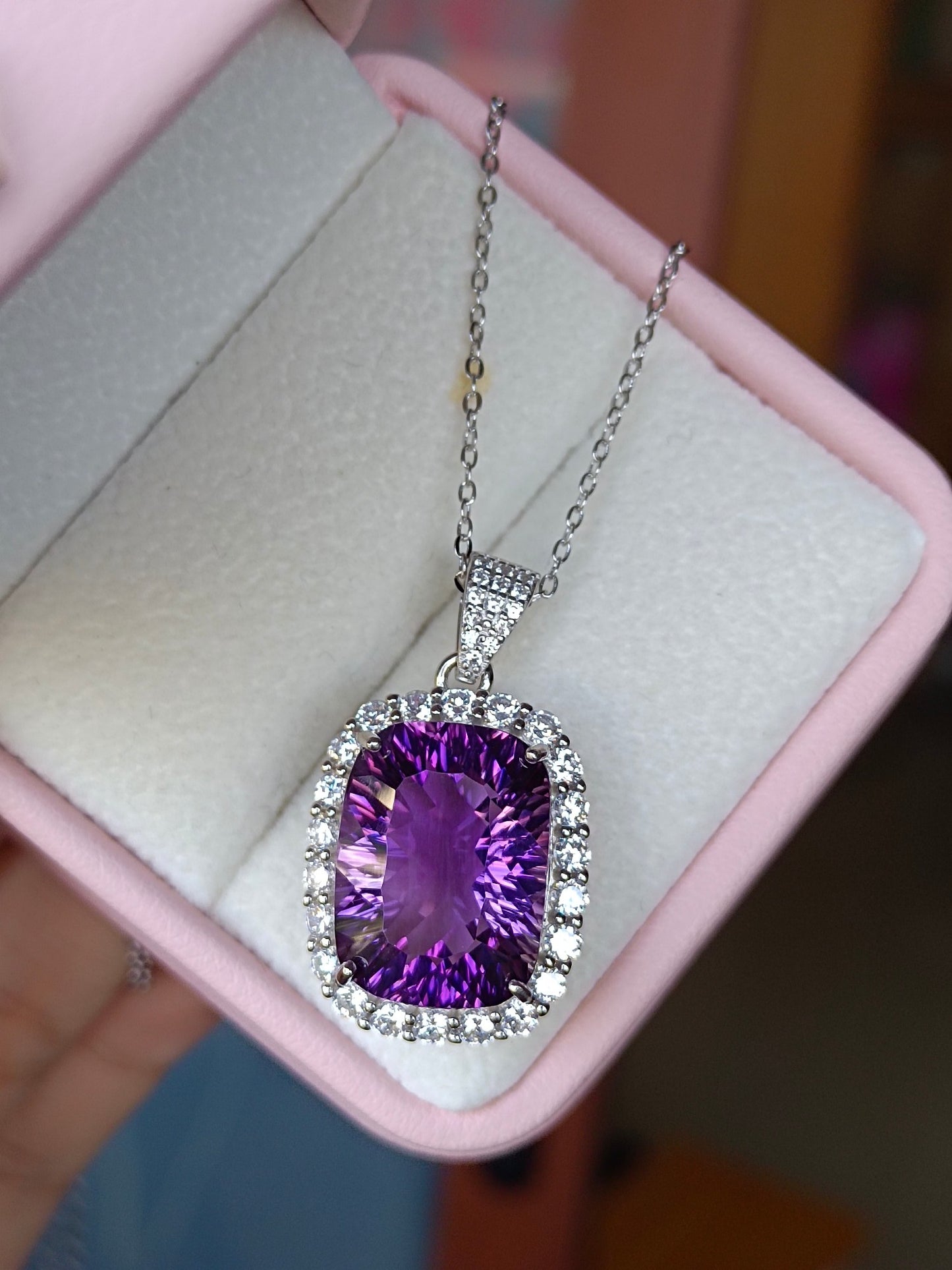 Colgante de joyería de amatista natural de lujo - Resplandor púrpura místico