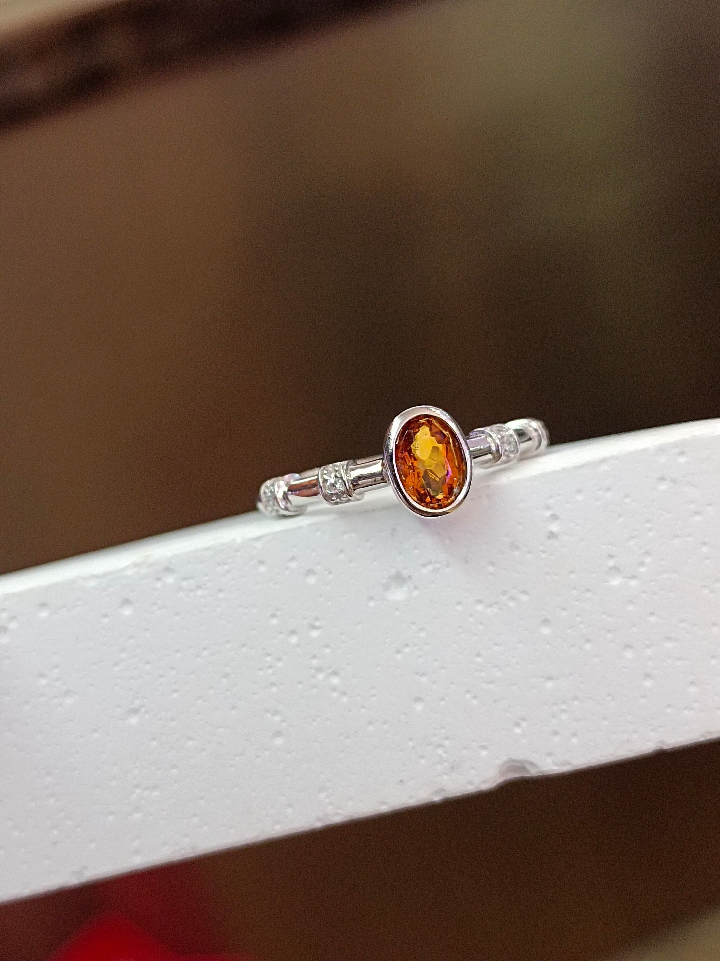Anello con citrino caramello squisito in argento sterling S925 - Gioielleria raffinata