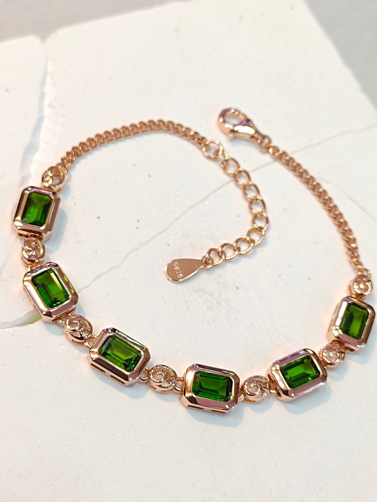 Exquisite S925 Silver Jewelry with Diopside Embedded Bracelet