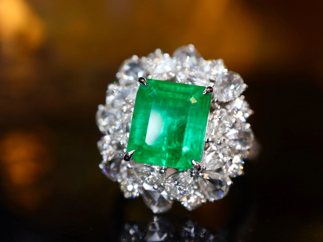 Emerald Pendant/Ring Dual-Use Jewelry -潘杰希尔 Vivid Green with GUILD Certificate