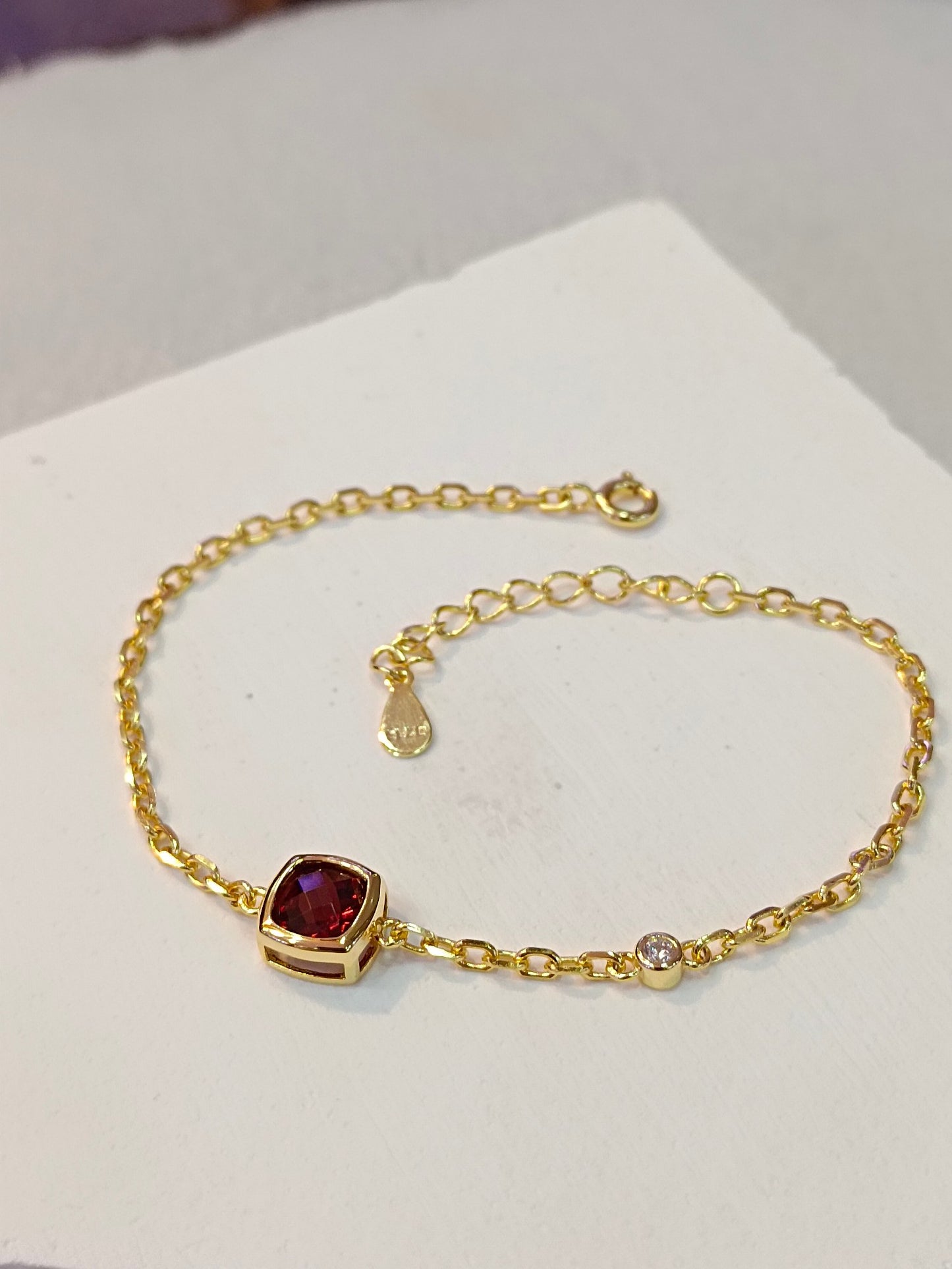 S925 Silver Princess-Cut Granat Square Armband - Eleganta smycken