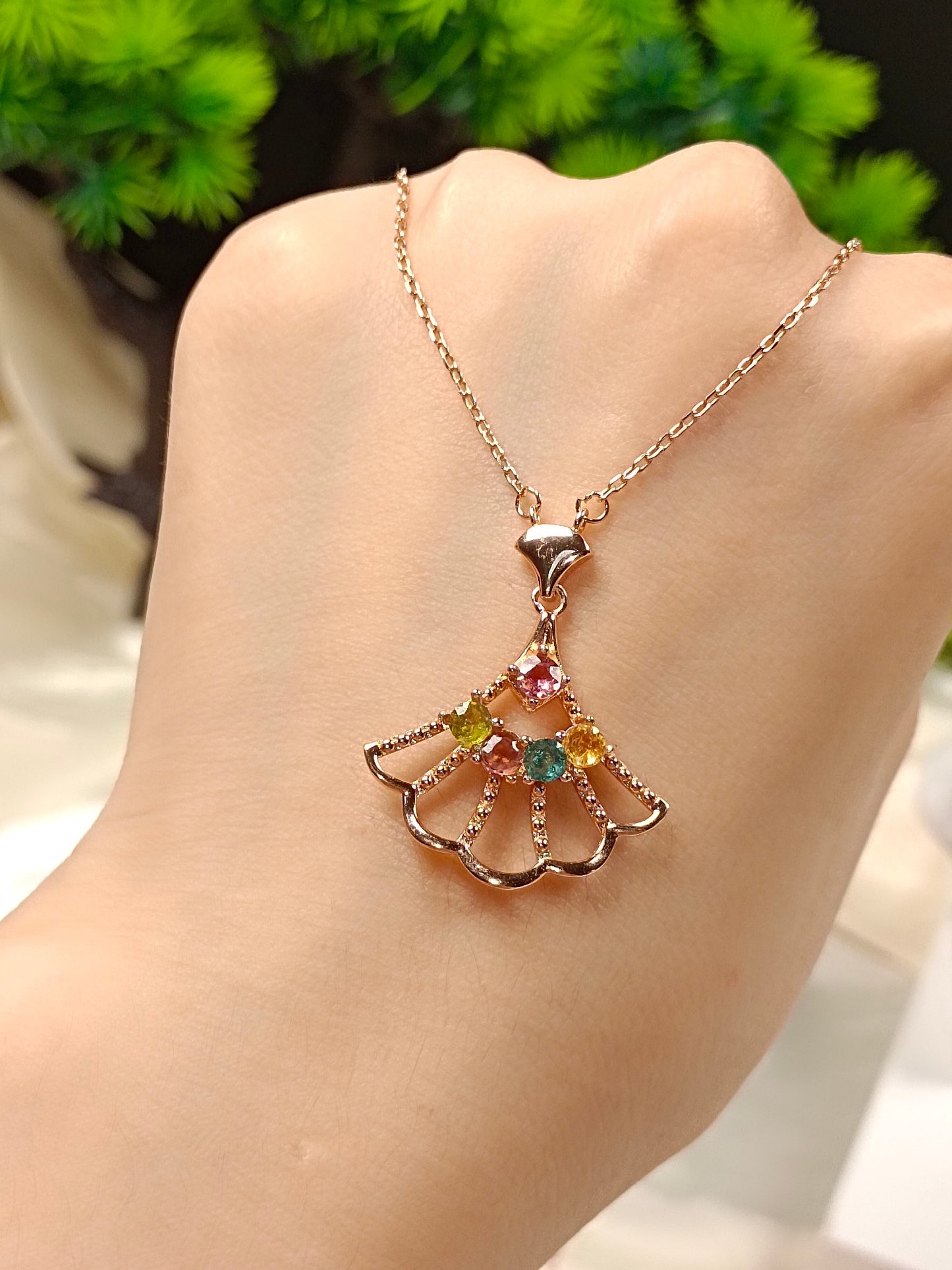 Collana "Abito da principessa" con tormalina incastonata in argento S925 - Ciondolo d'amore estivo