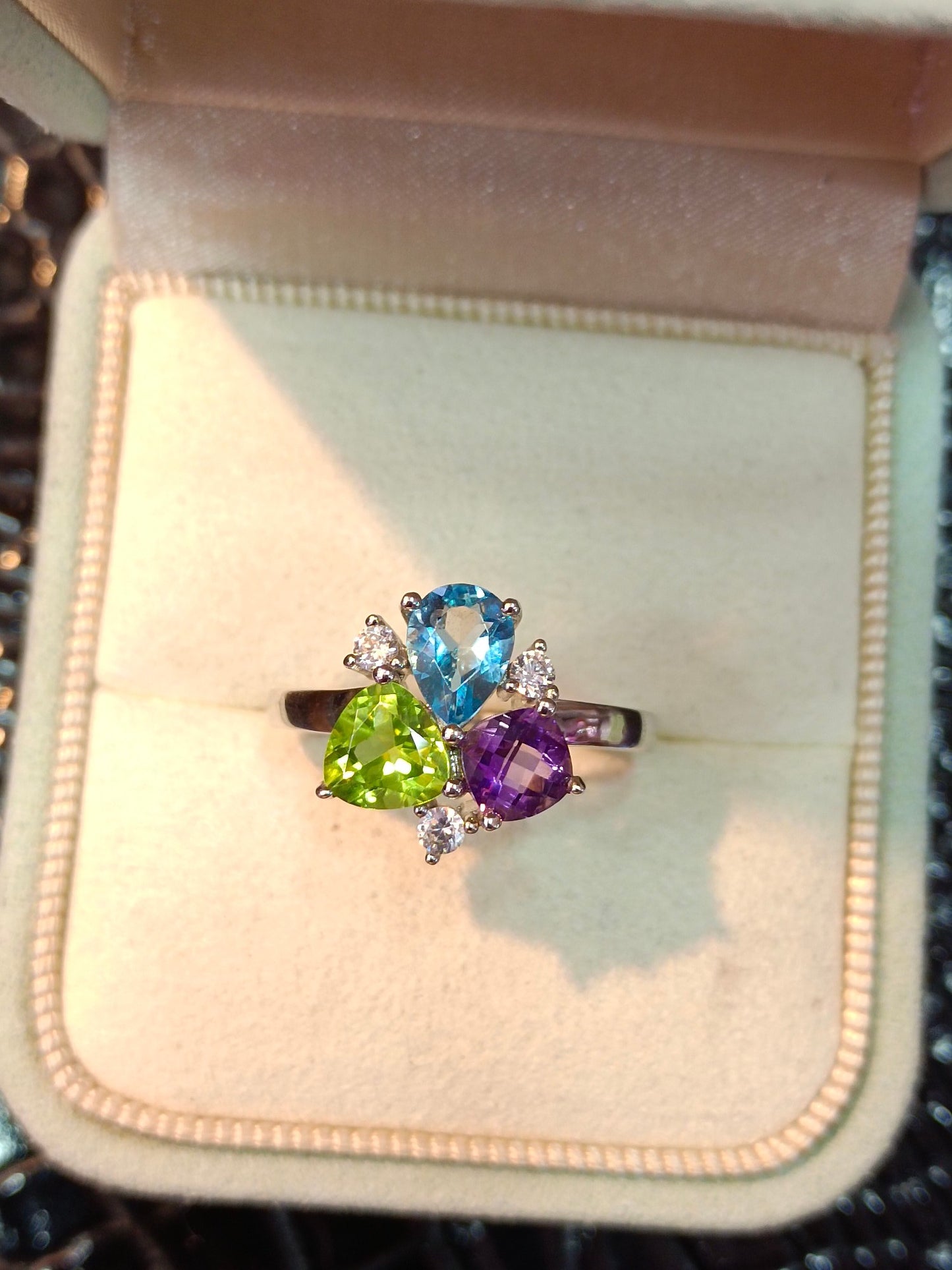 S925 Sterlingsølv fine smykker med multi-perle-innstøping - Ametyst, Topaz, Peridot Ring