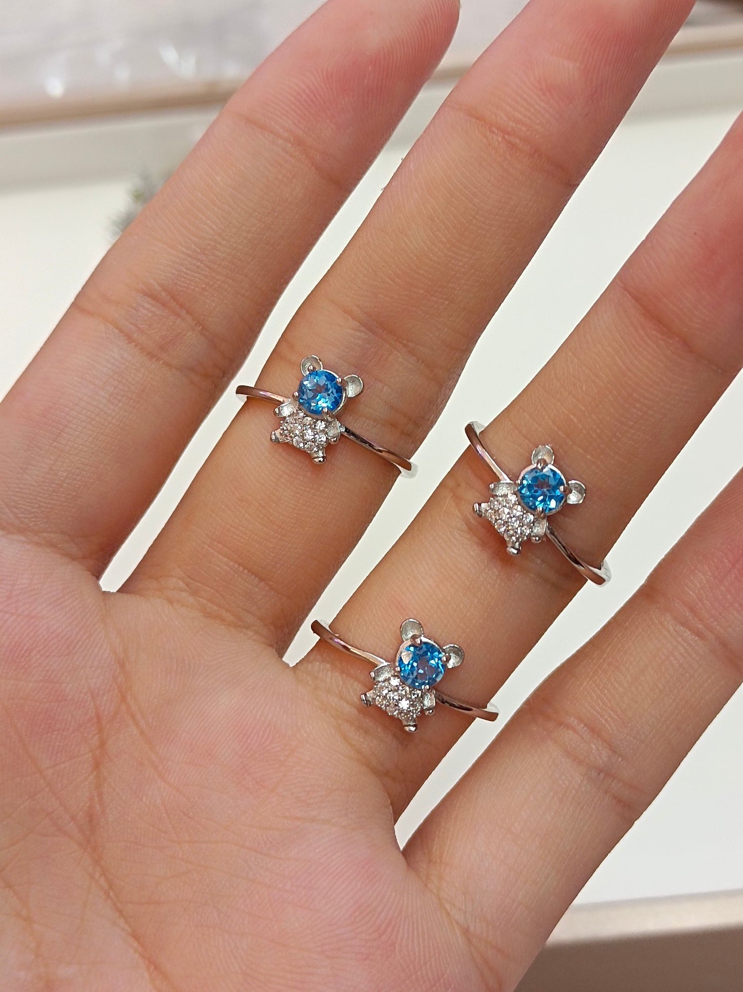 S925 Silver Embedded Sky Blue Topaz Bear Ring - Unique Minimalist Jewelry
