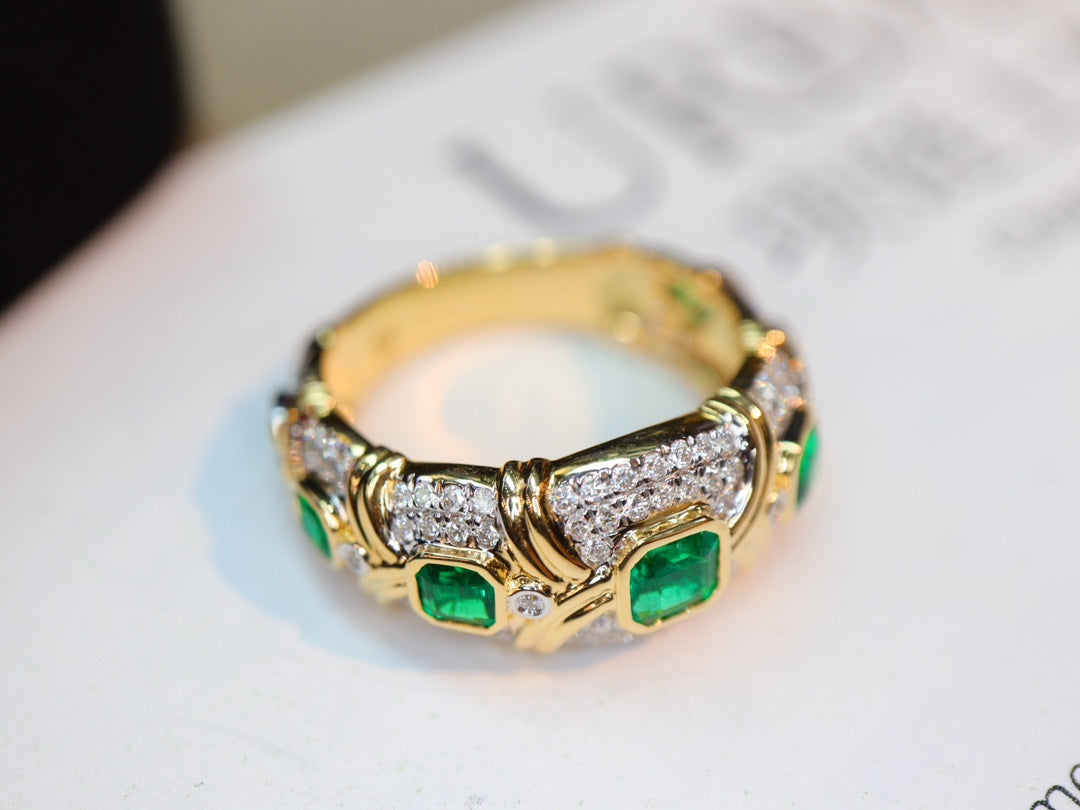 Set Cincin Zamrud Terinspirasi Vintage dengan Sertifikat Guild – Perhiasan Abadi