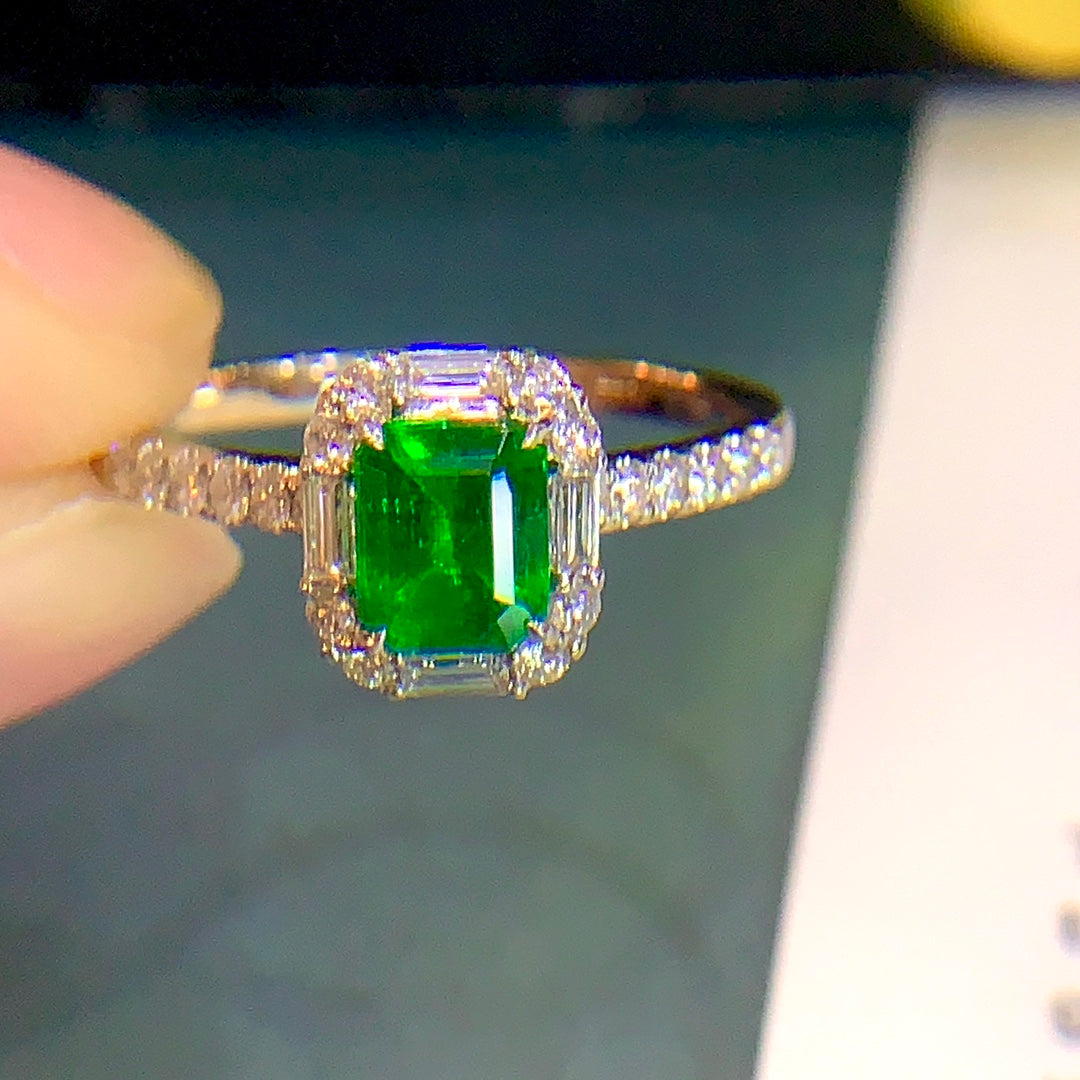Fantastisk Panjshir Emerald Ring - ett mästerverk av smycken