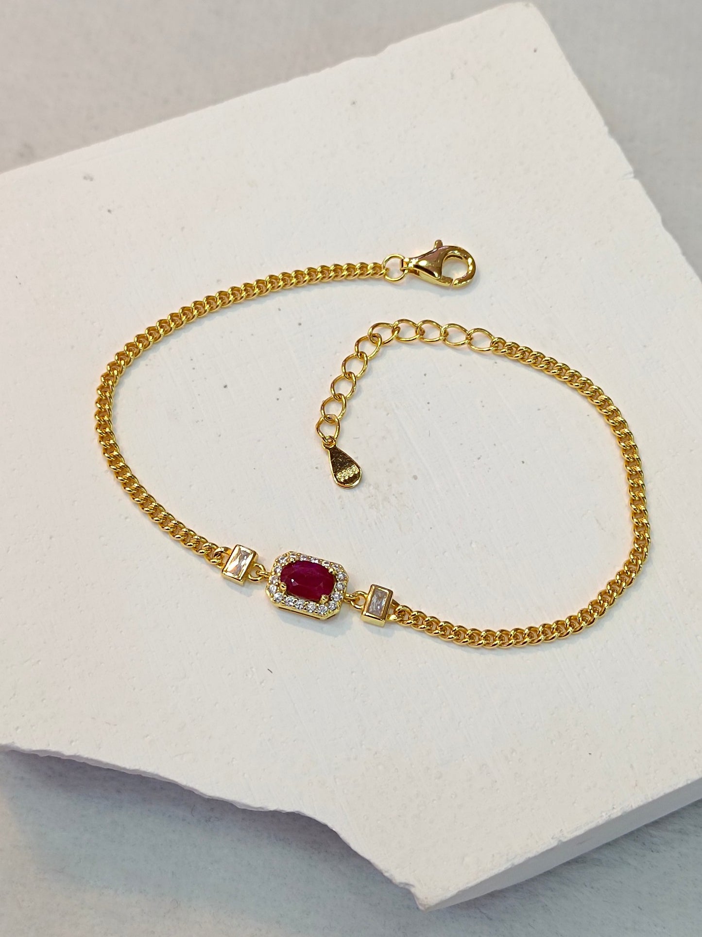 S925 Sterling Silver Ruby Embedded Armband - Elegant fransk romantik möter modern chic