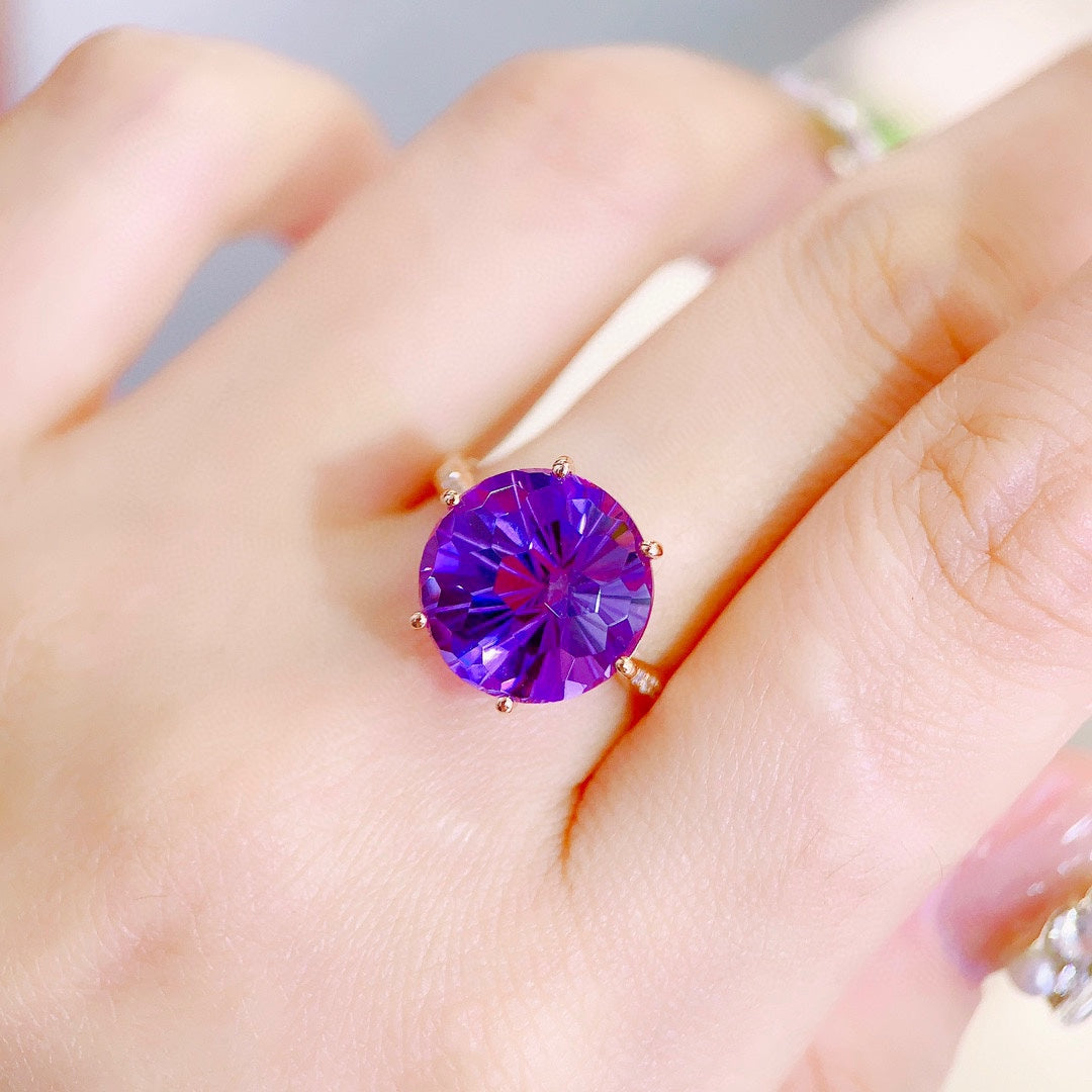Cincin Amethyst Emas 18K - Perhiasan Elegan untuk Kelembutan Abadi
