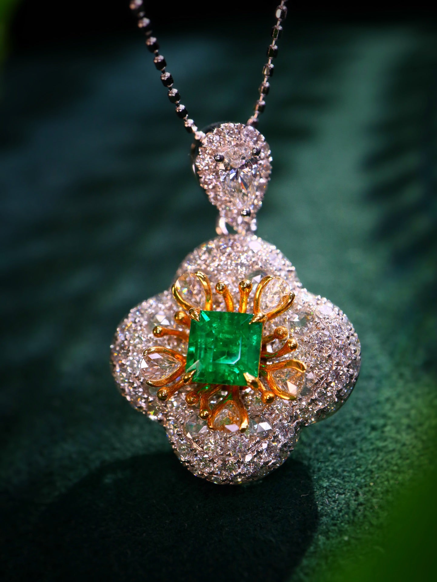 Colgante Esmeralda Panjshir - VVG Warton Green Jewelry Marvel