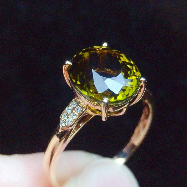 Anillo de turmalina natural en oro de 18 quilates con detalles de diamantes - Jewelry Delight