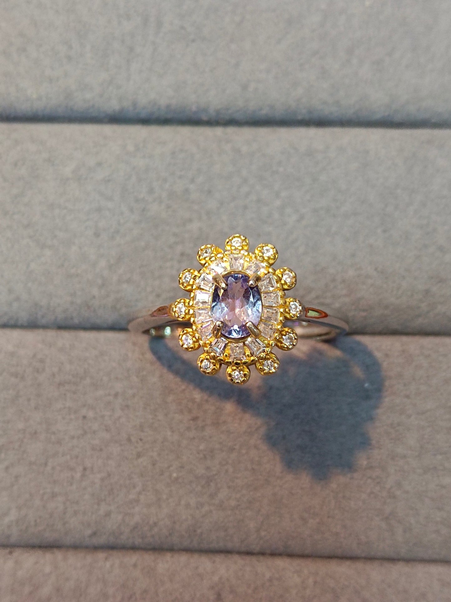 Elegante S925 zilveren tanzanietring - een onmisbaar sieraad